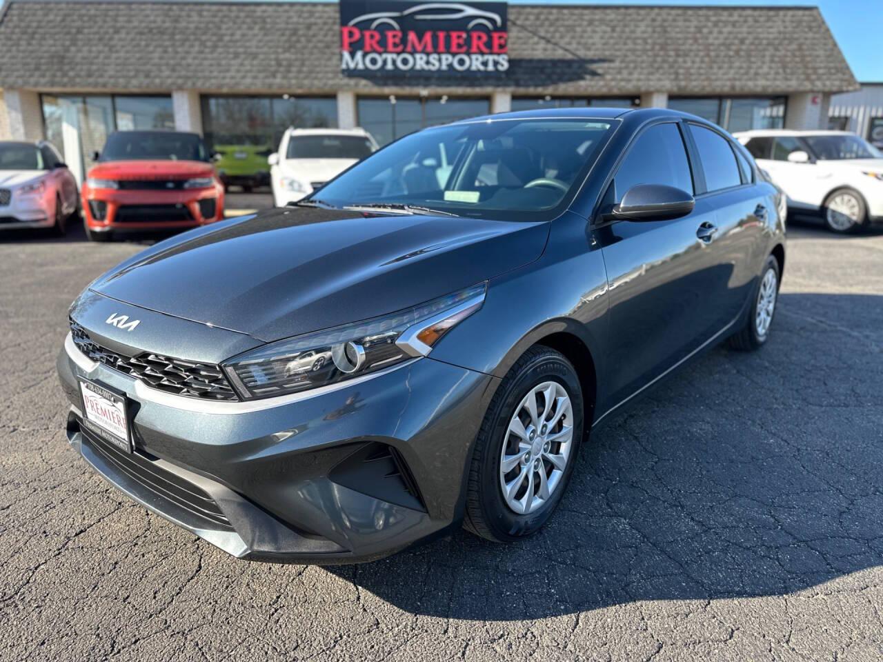 2022 Kia Forte FE AT's photo