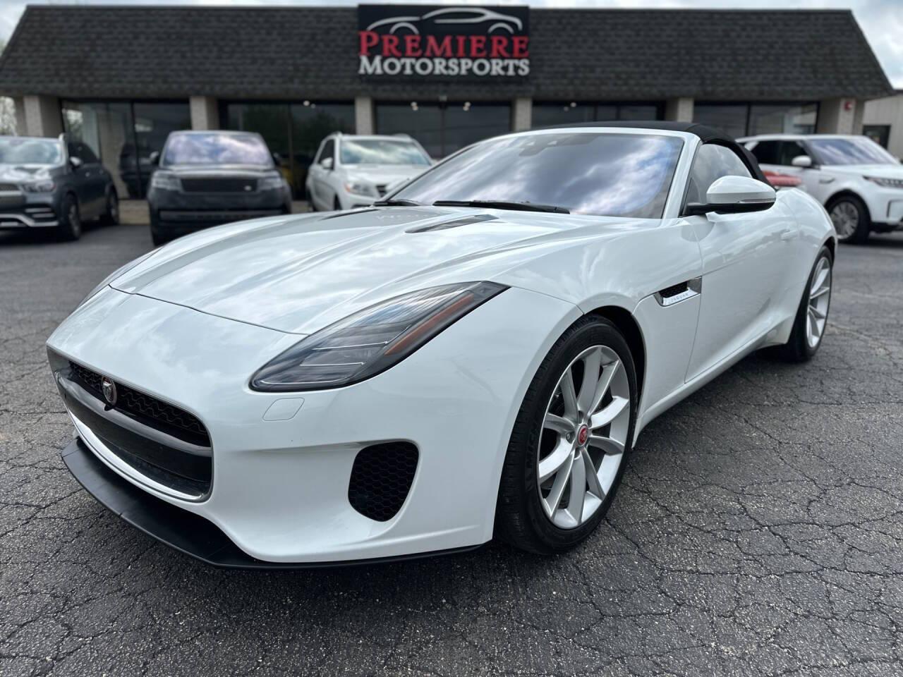 2019 Jaguar F-TYPE Convertible 296hp's photo
