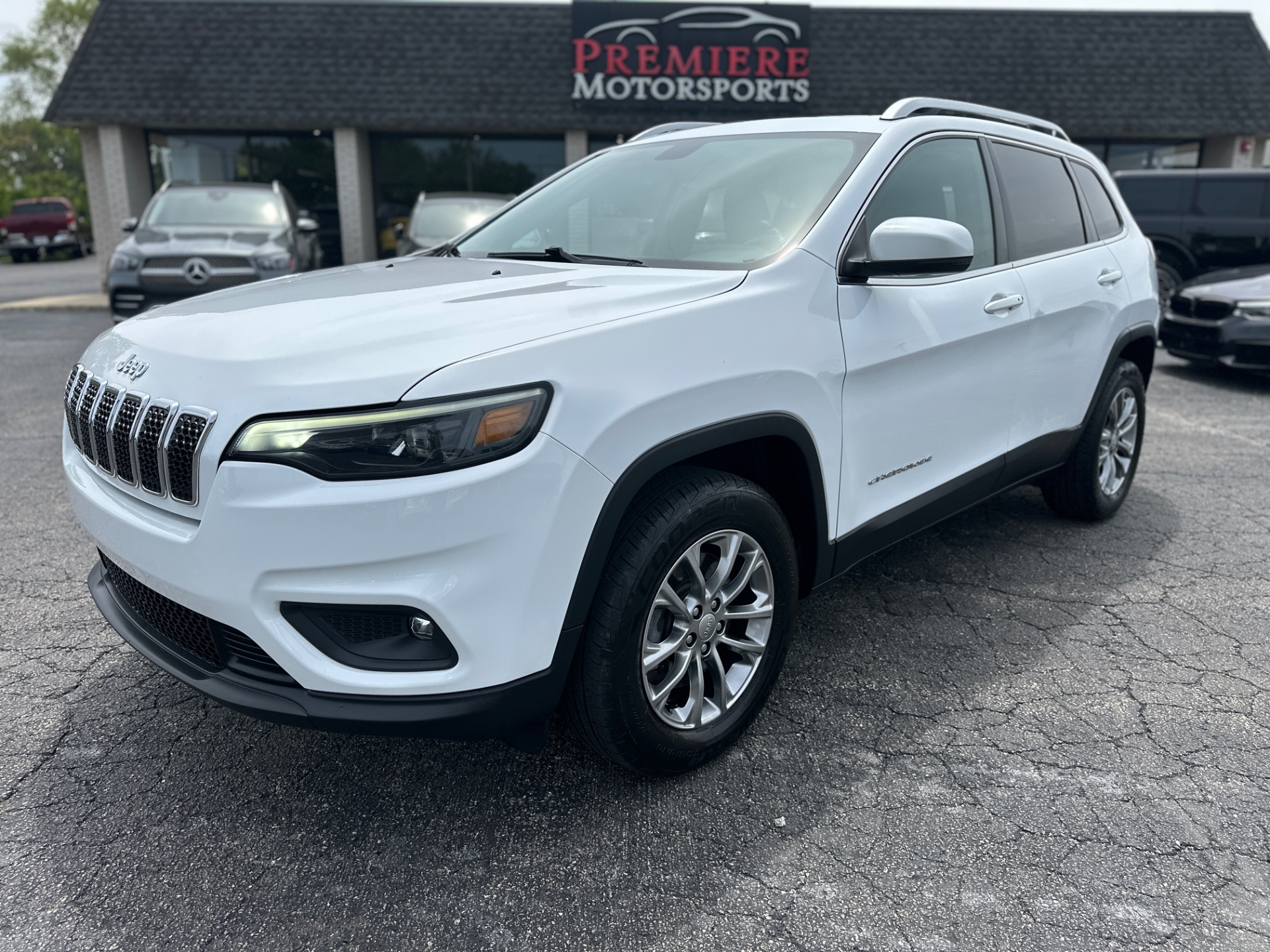 2019 Jeep Cherokee Latitude Plus 4X4's photo