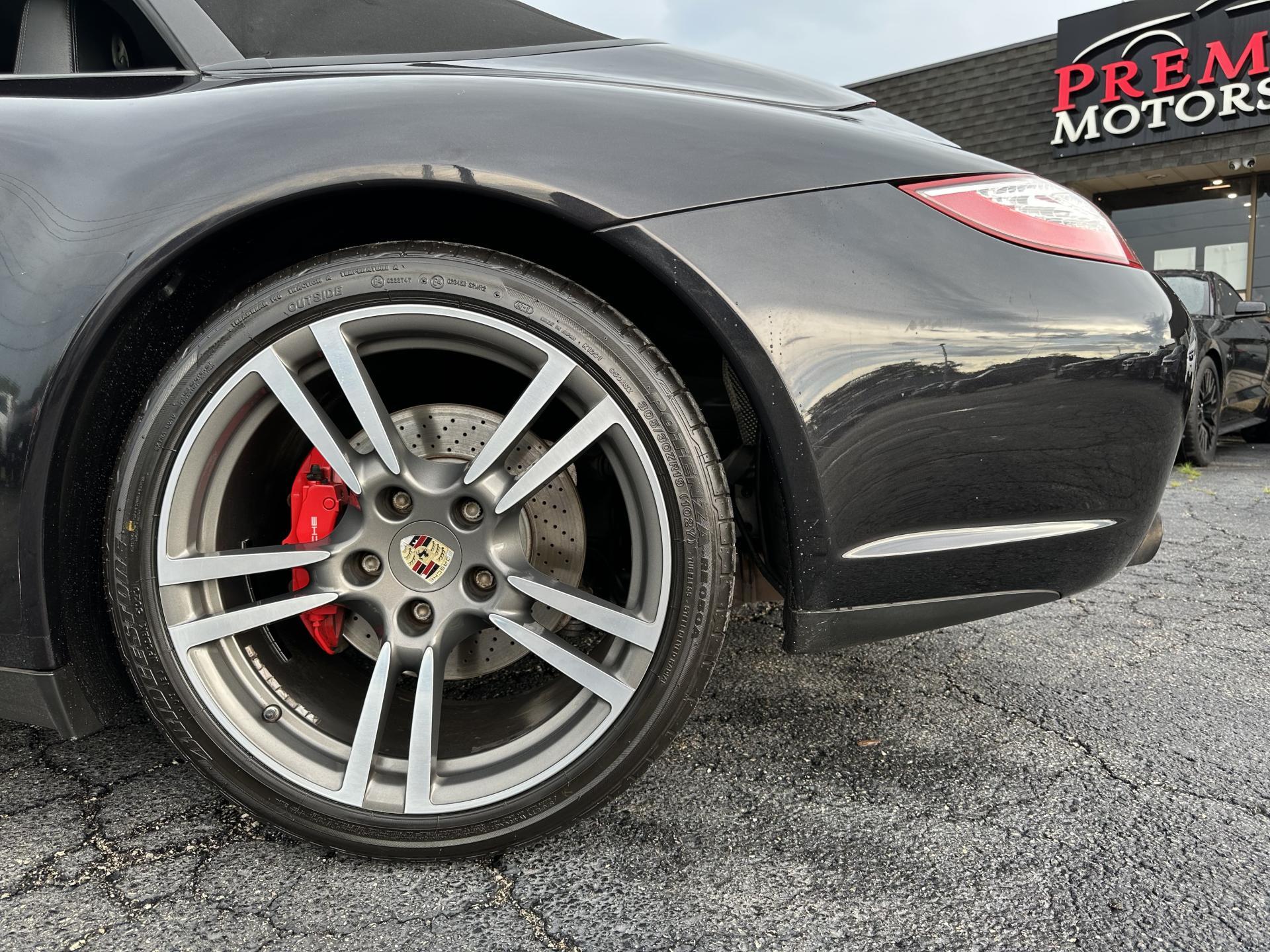2011 Porsche 911 4S photo 14