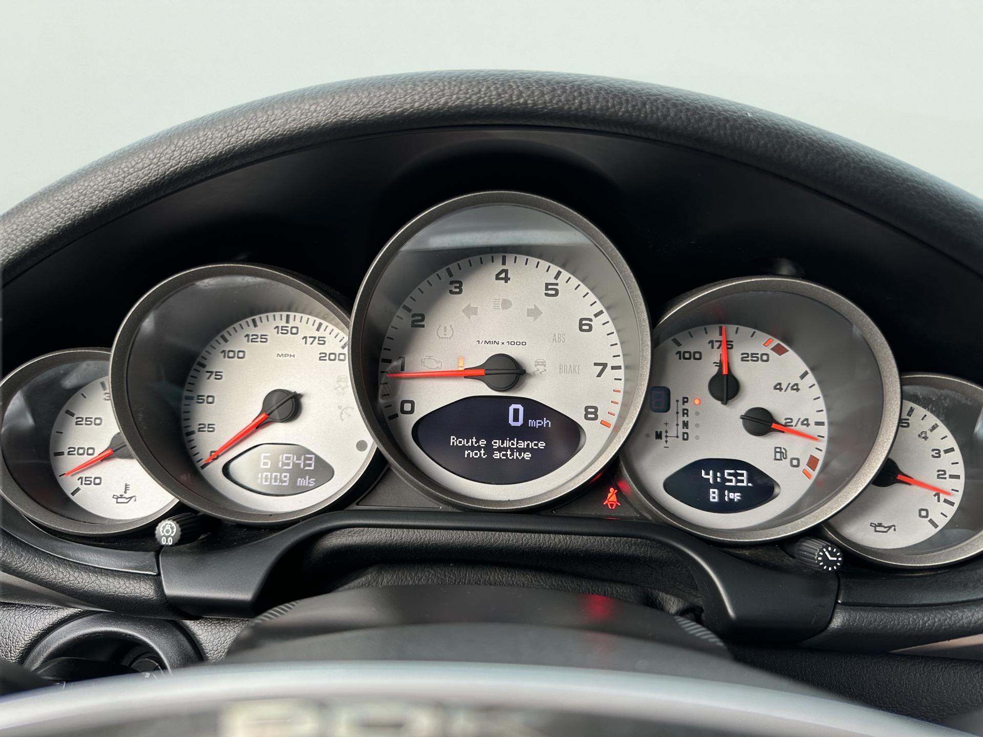 2011 Porsche 911 4S photo 21