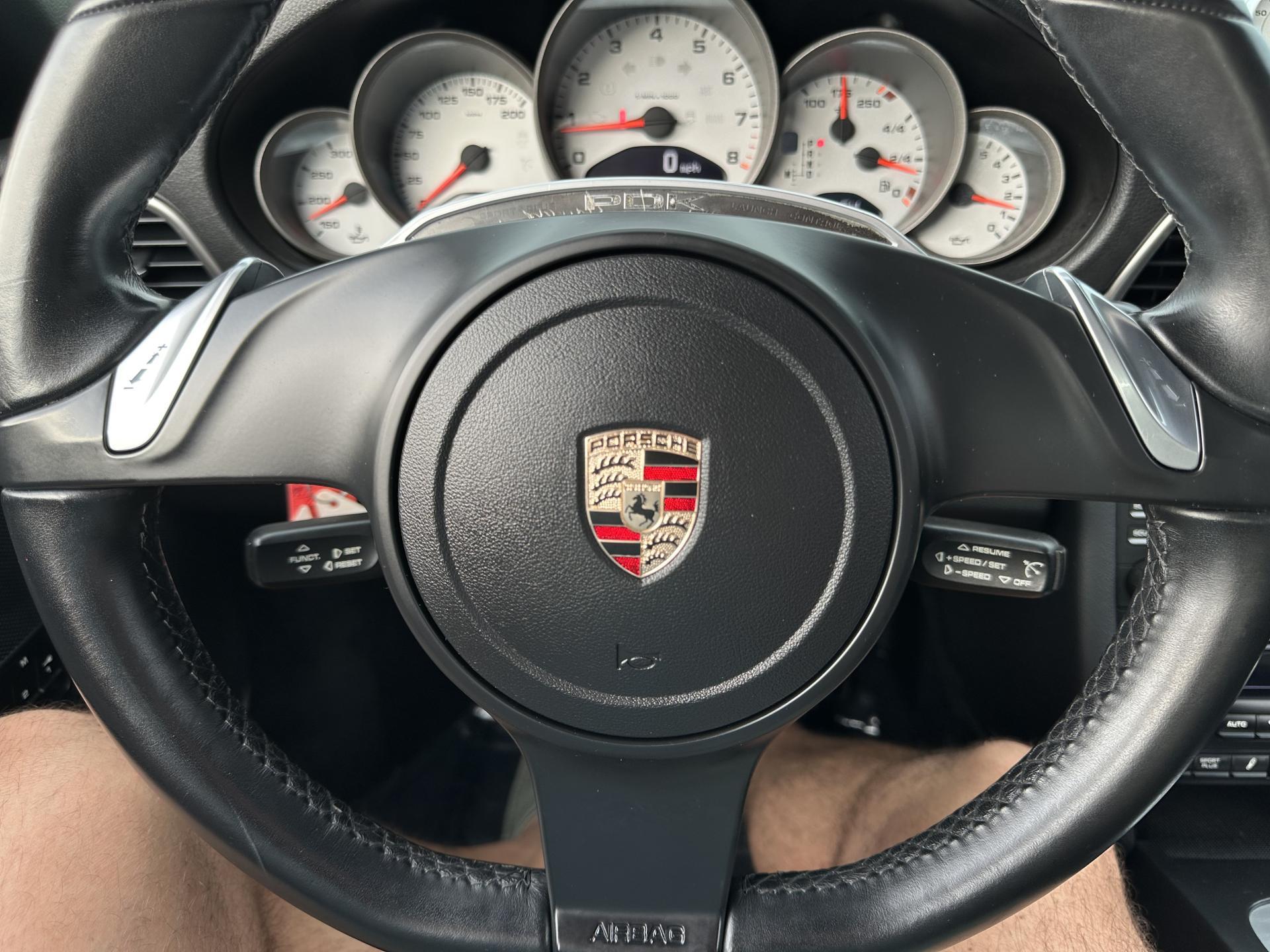 2011 Porsche 911 4S photo 23