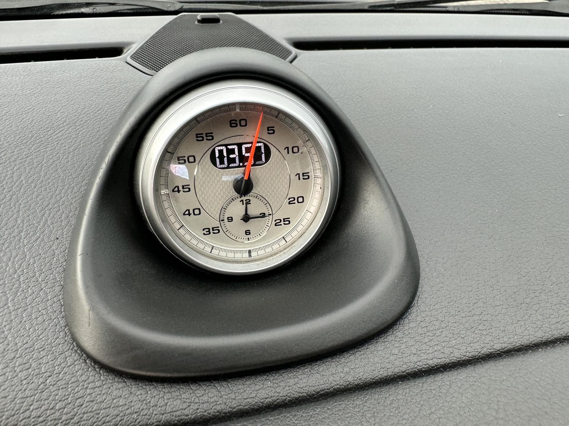 2011 Porsche 911 4S photo 24
