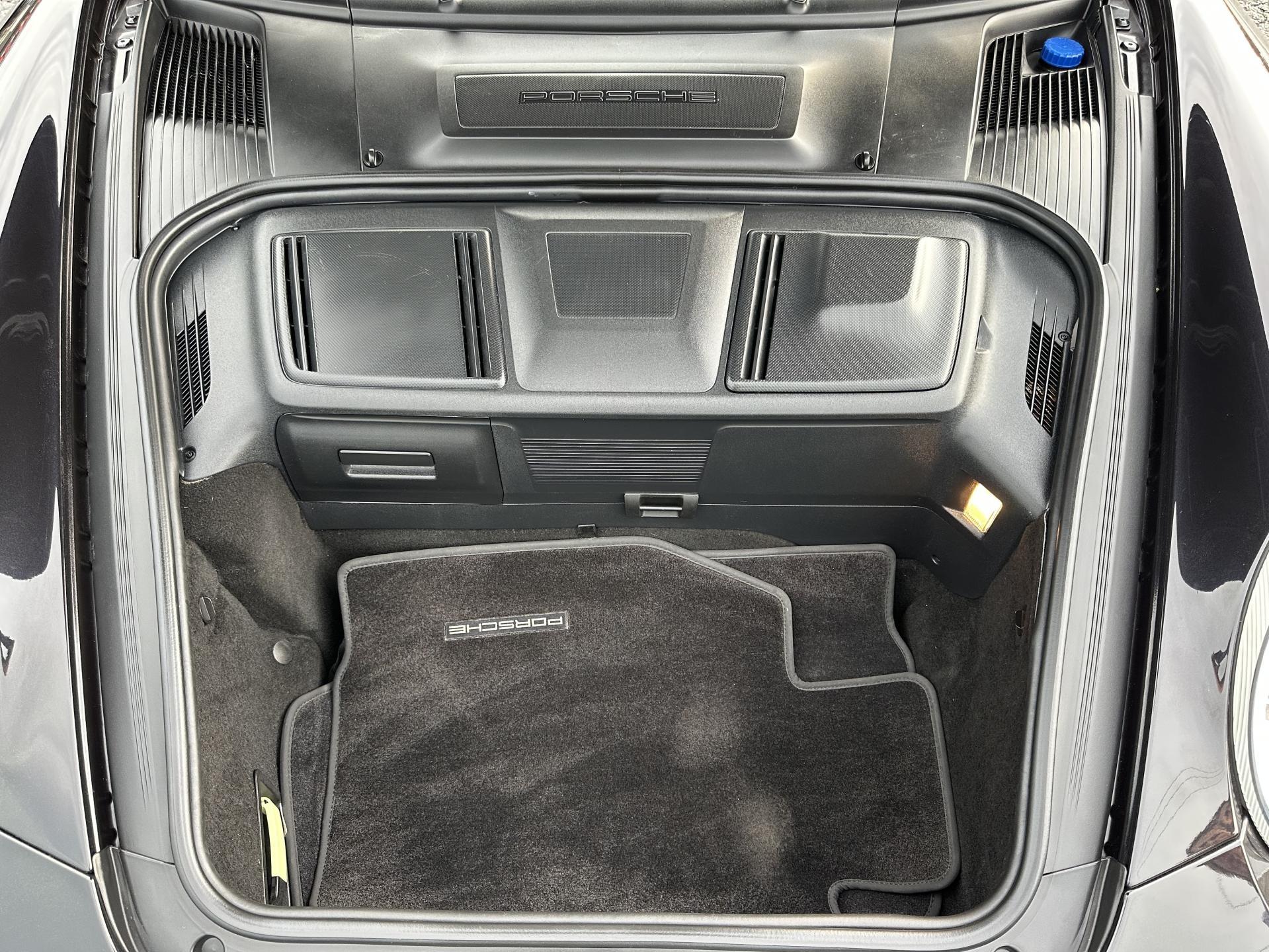 2011 Porsche 911 4S photo 39