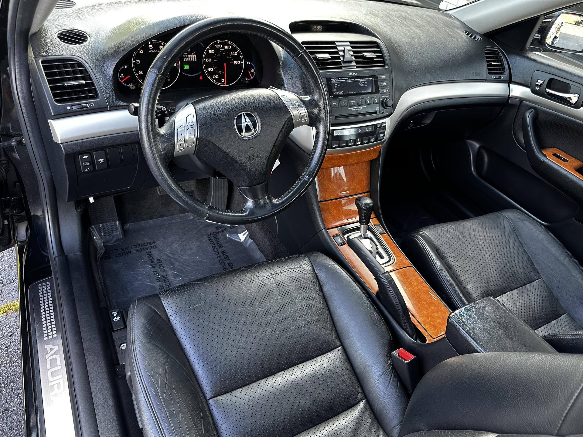 2004 Acura TSX photo 8