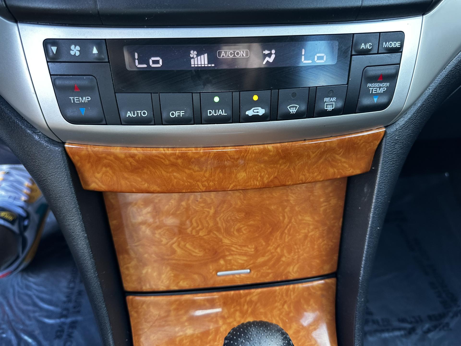 2004 Acura TSX photo 12