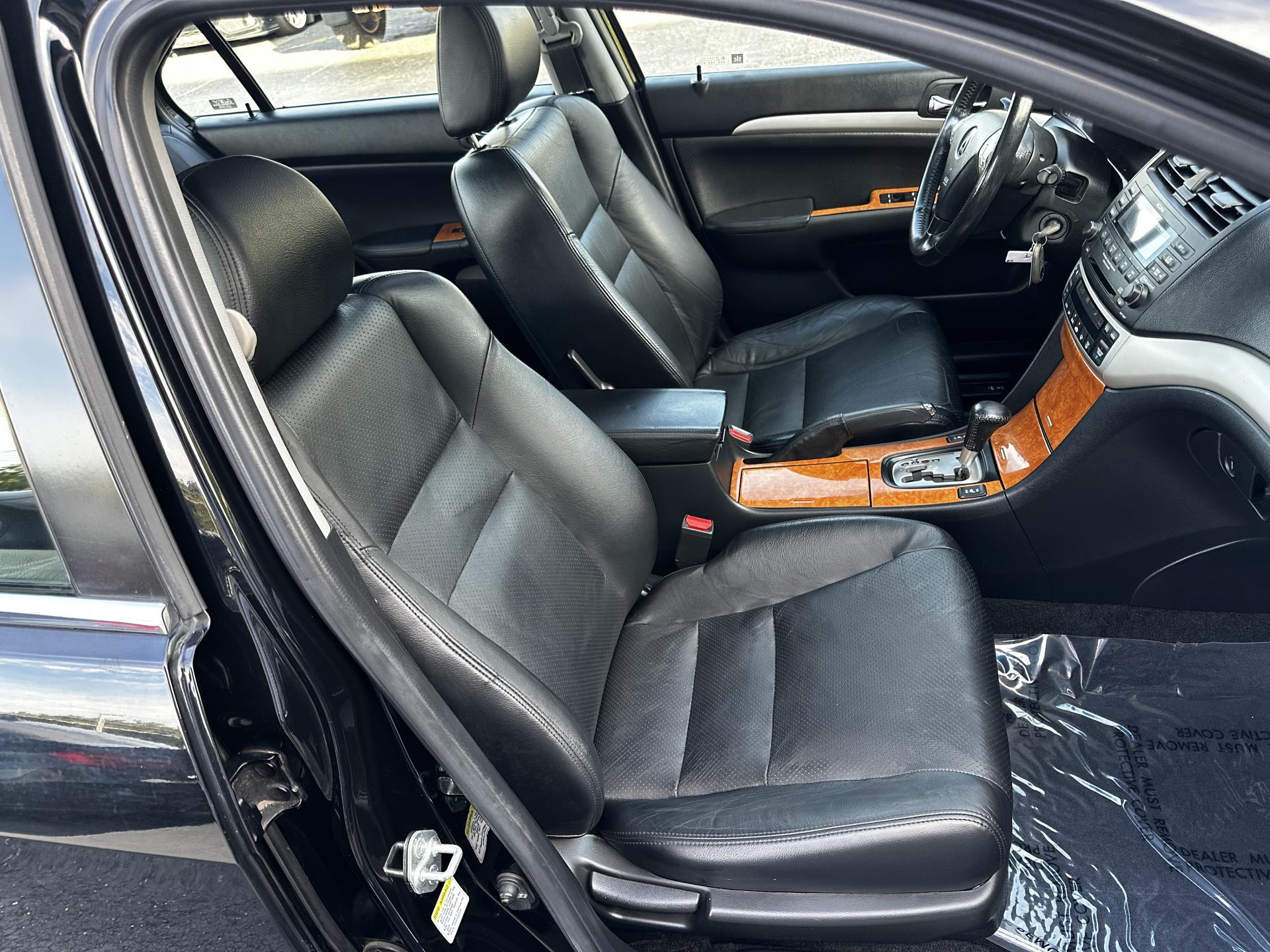 2004 Acura TSX photo 17