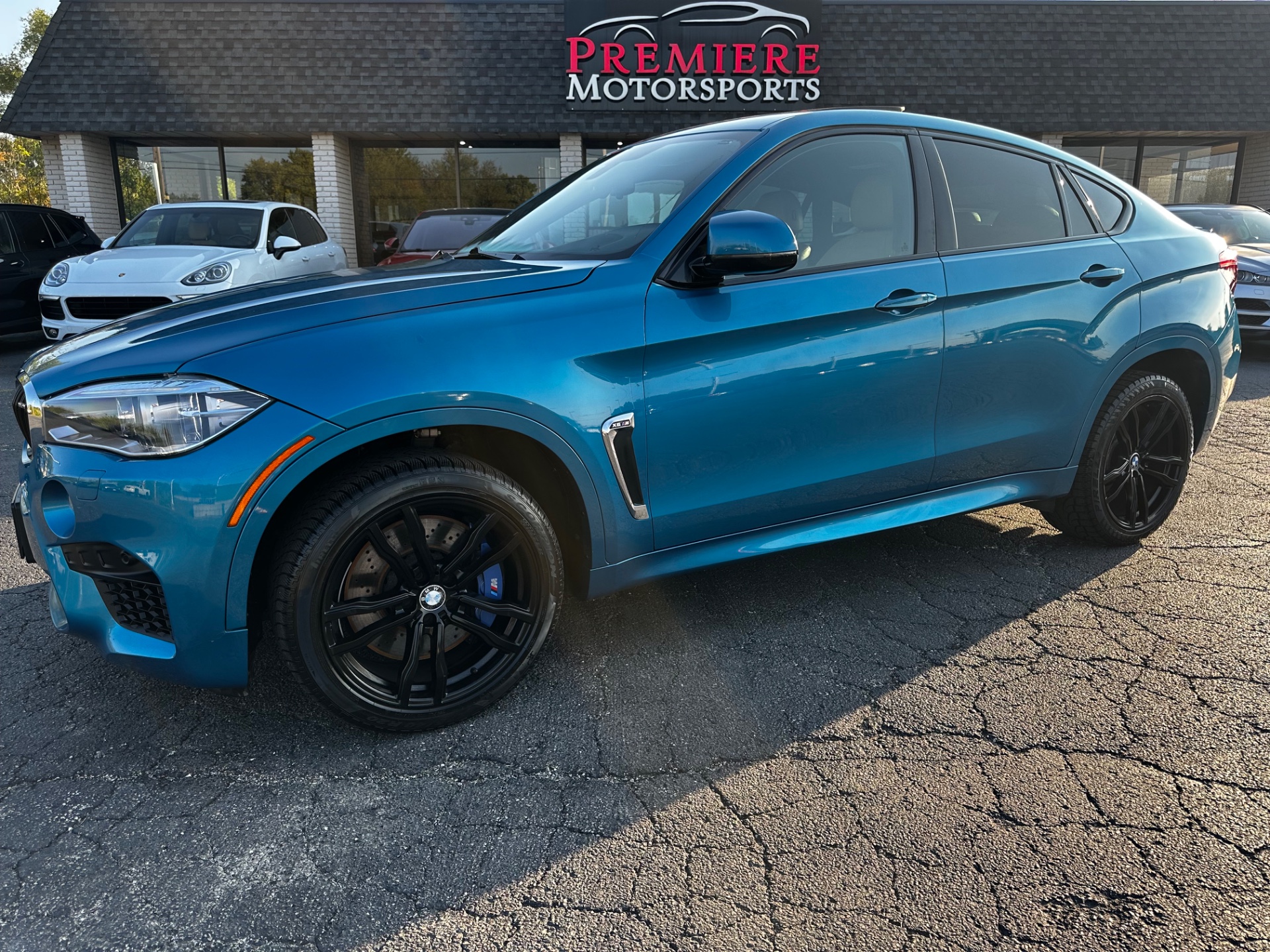 プルー様値下げ分 専用 Used-2016-BMW-X6-M-1758224976.jpg