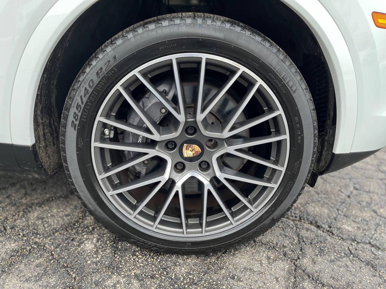 2022 Porsche Cayenne Coup Platinum Edition - Photo 17