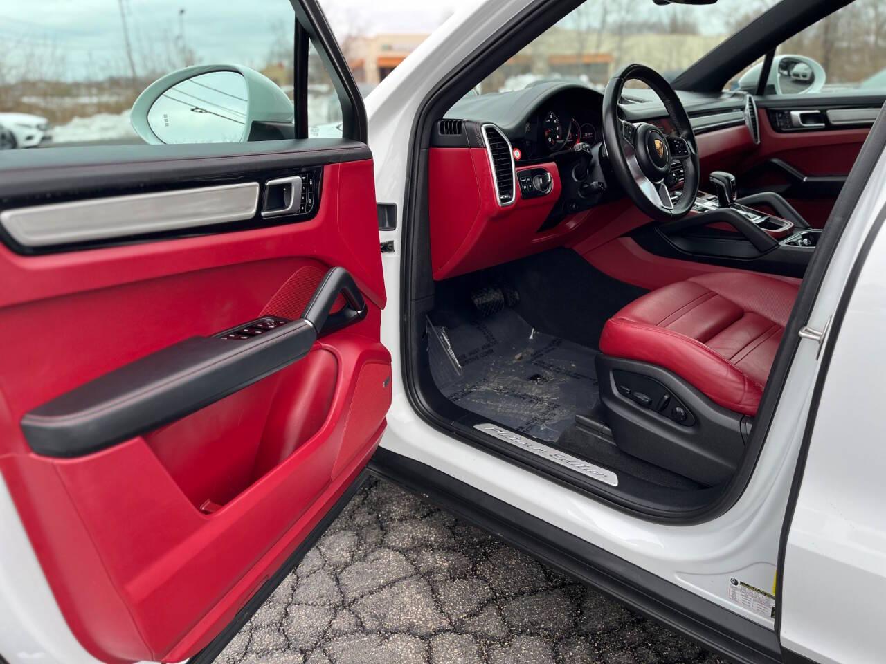 2022 Porsche Cayenne Coup Platinum Edition - Photo 19