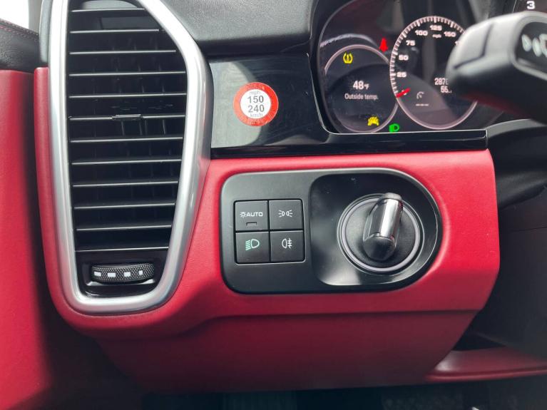 2022 Porsche Cayenne Coup Platinum Edition - Photo 59