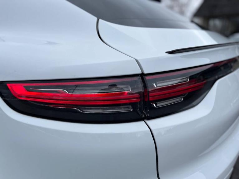 2022 Porsche Cayenne Coup Platinum Edition - Photo 36