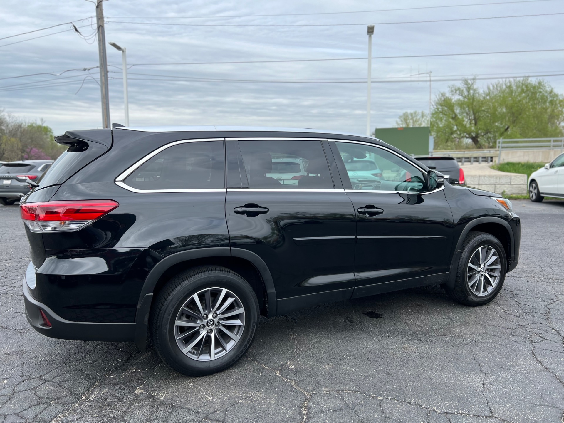 Used 2019 Toyota Highlander XLE For Sale (Sold) | Premiere