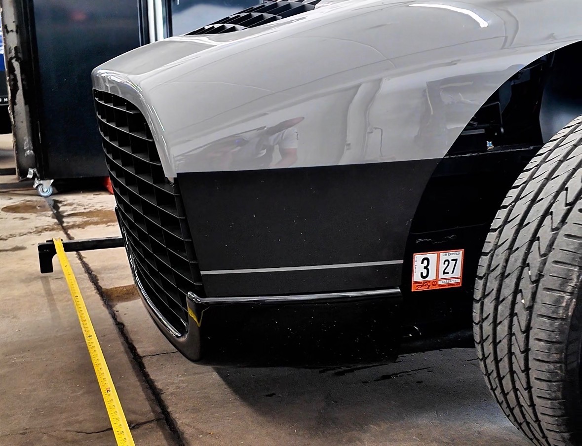 Caster correction and alignment on a Vanderhall