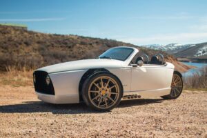 White Vanderhall Laguna in the desert.